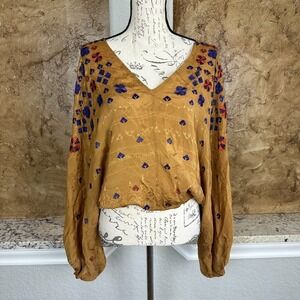 Free People Blouse XS Music in Time Boho Peasant Crop Top‎ Embroidered Rayon